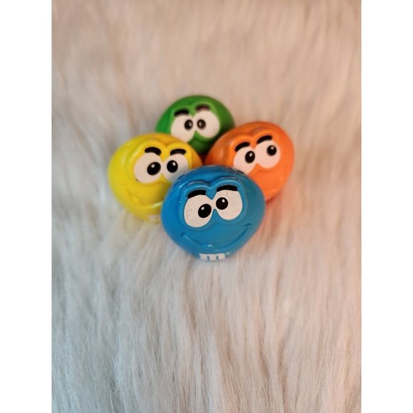 1990s M&Ms Pull Racer Burger King Kids Toy - Picture 1 of 4
